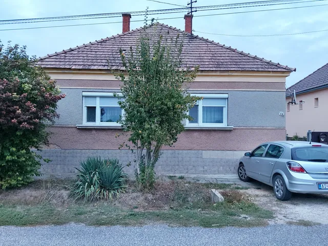 Eladó ház Kup 125 nm