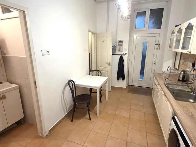 Kiadó lakás Budapest II. kerület, Hűvösvölgyi út 38 nm