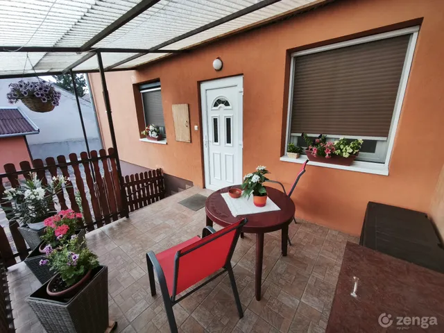 Eladó ház Budapest XVIII. kerület, Kossuth Ferenc-telep 65 nm