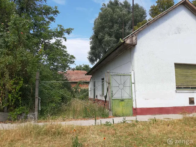 Eladó ház Kecskemét, Rendőrfalu 70 nm