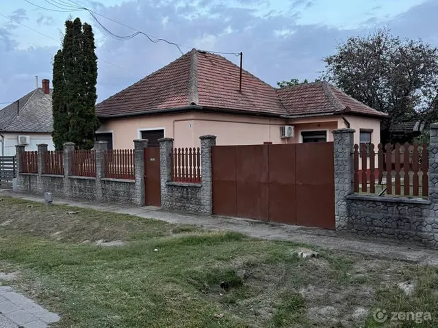 Eladó ház Harta 120 nm