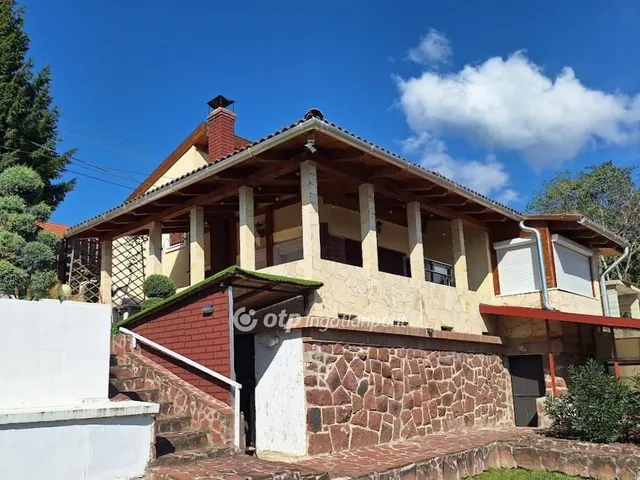 Eladó nyaraló Balatonalmádi 52 nm