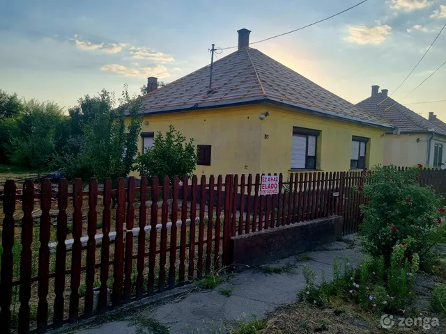 Eladó ház Izsák 85 nm