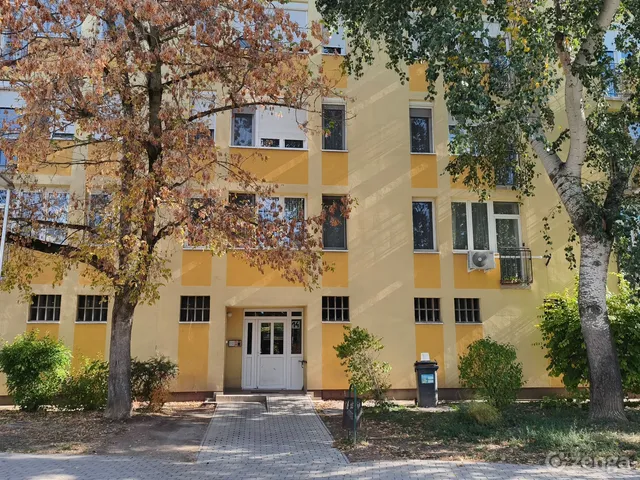 Eladó lakás Esztergom, Aranyhegy 51 nm