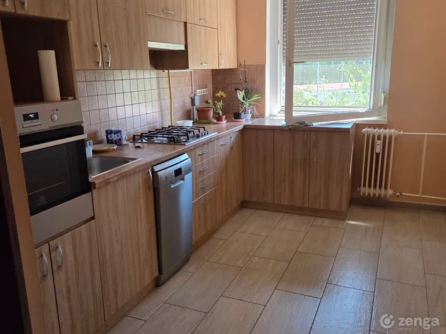 Eladó lakás Debrecen, Wesselényi-lakótelep 53 nm