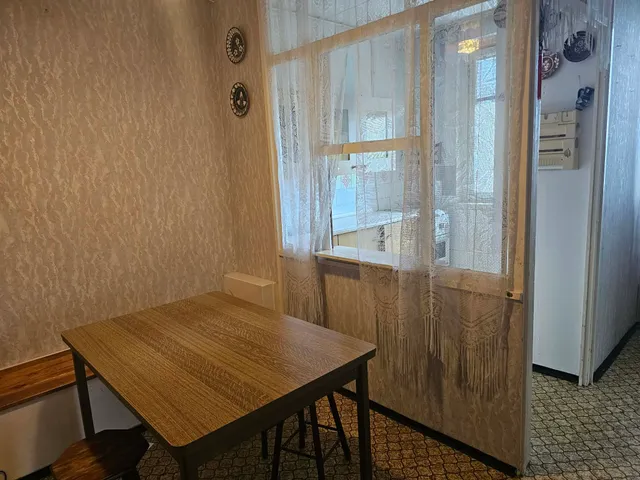 Eladó lakás Szolnok, Széchenyi-lakótelep, Lovas István utca 55 nm