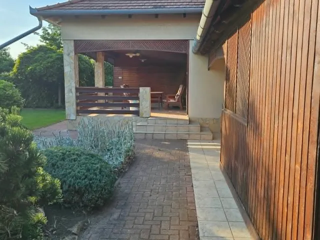 Eladó ház Törökszentmiklós, Alvég 135 nm