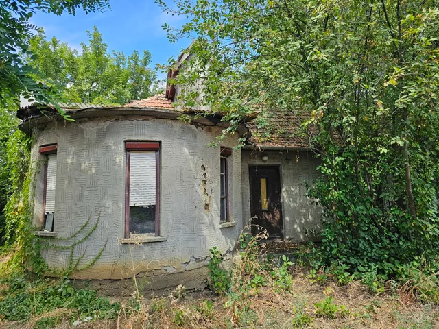 Eladó ház Tiszaföldvár, Homok 90 nm