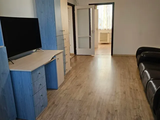 Kiadó lakás Szolnok, Tallinn, Puskás Tivadar körút 54 nm