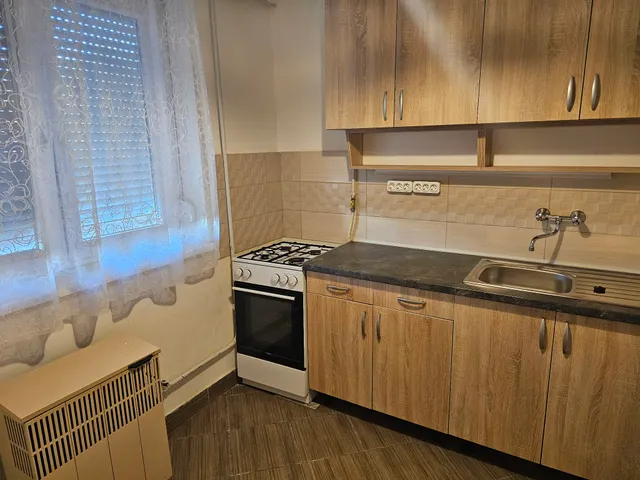 Kiadó lakás Szolnok 51 nm