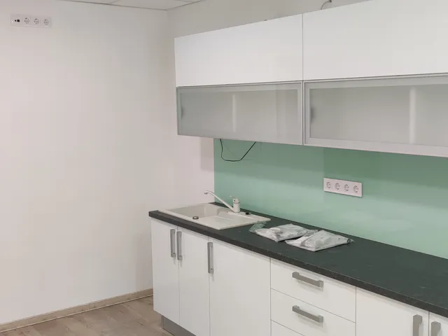 Kiadó lakás Szolnok, Alcsisziget 72 nm