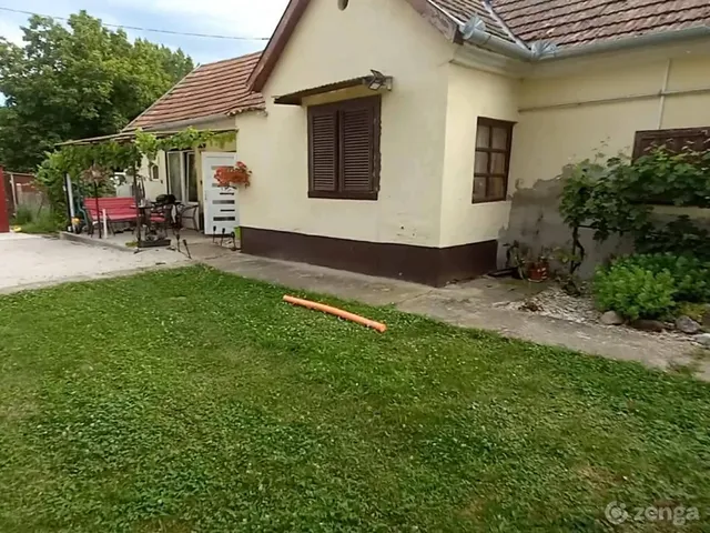 Eladó ház Kéthely 73 nm