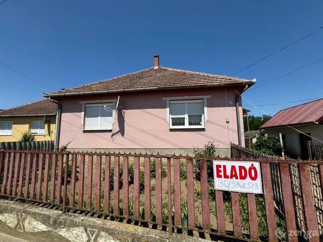 Eladó ház Tiszakanyár 150 nm