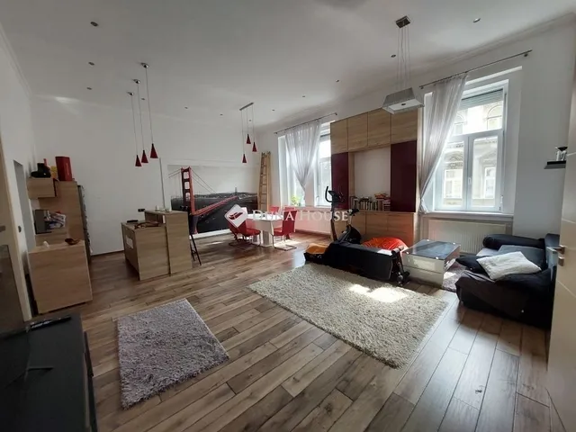 Eladó lakás Budapest VII. kerület 102 nm