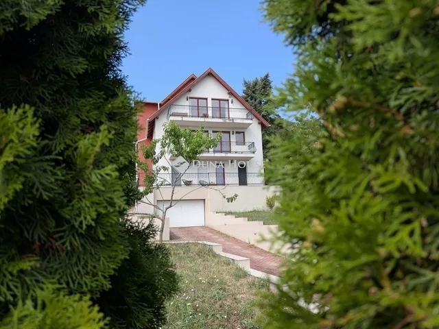 Eladó lakás Budapest III. kerület, Testvérhegy 66 nm