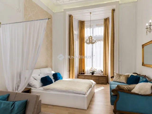Eladó lakás Budapest V. kerület 42 nm