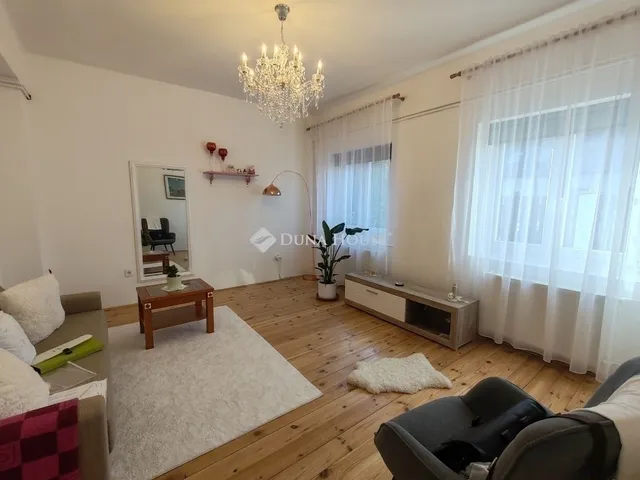 Eladó ház Budapest XIII. kerület 121 nm