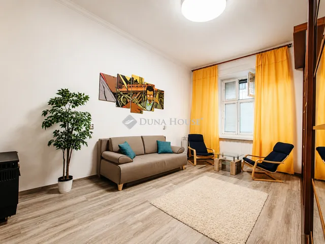 Eladó lakás Budapest II. kerület 31 nm