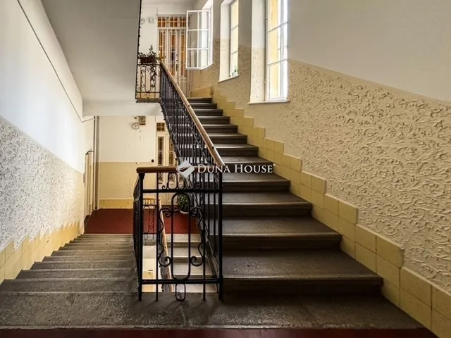 Eladó lakás Budapest II. kerület 138 nm