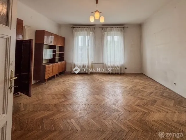 Eladó lakás Budapest II. kerület 138 nm