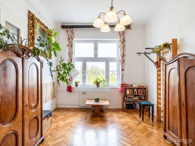 Eladó lakás Budapest XII. kerület 94 nm