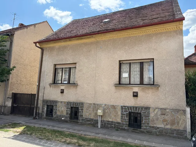 Eladó ház Sárvár 94 nm