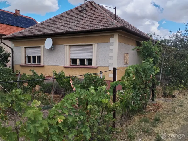 Eladó ház Cegléd 120 nm