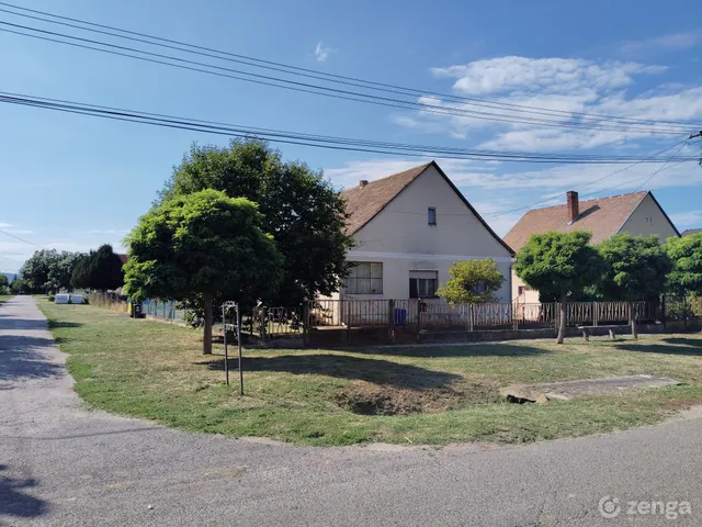 Eladó ház Kisharsány, Dózsa utca 104 nm