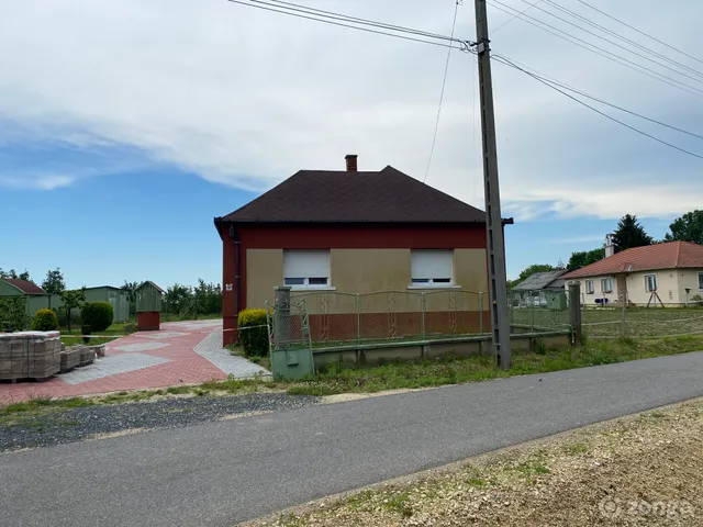 Eladó ház Bozzai 115 nm
