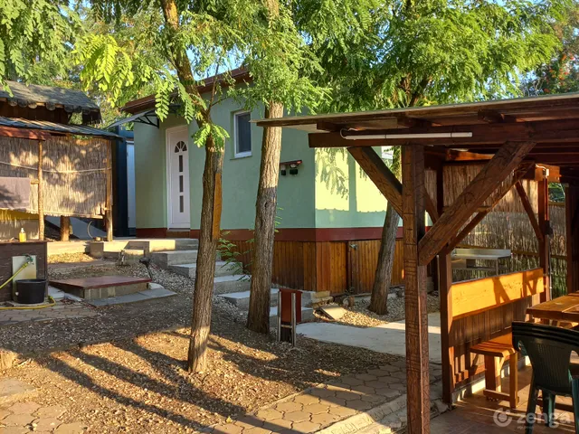 Eladó nyaraló Békés, Borosgyán, Tó 1 20 nm