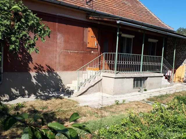 Eladó ház Csór 65 nm