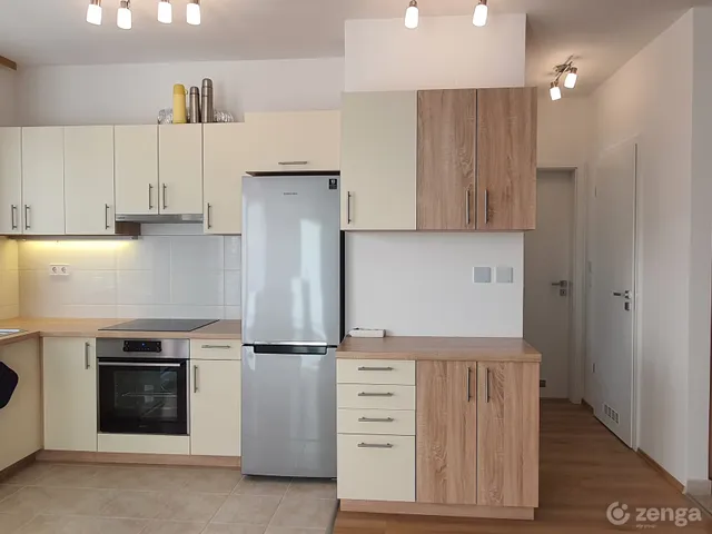 Kiadó lakás Budapest VIII. kerület, Corvin negyed 40 nm