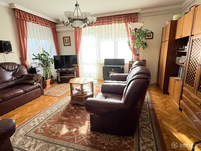 Eladó lakás Debrecen, Nagyerdő 85 nm