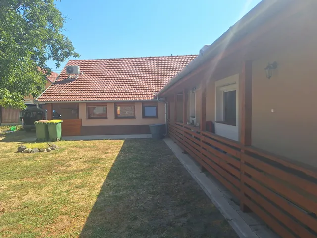 Eladó ház Hódmezővásárhely, Susán, Hold utca 109 nm