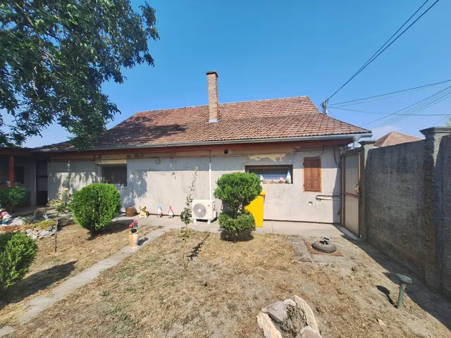 Eladó ház Óföldeák, Béke utca 89 nm