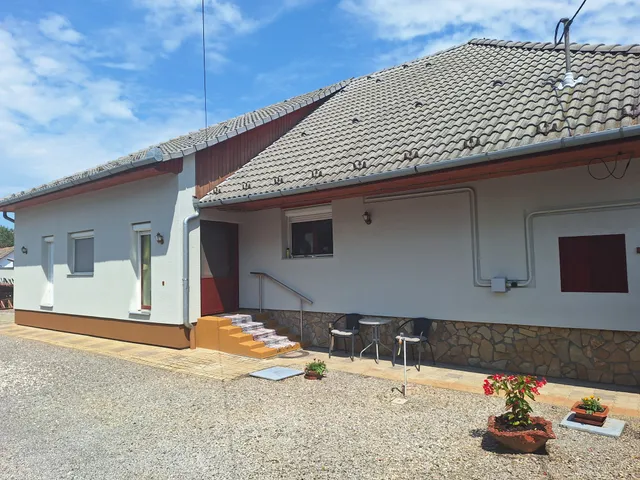 Eladó ház Hódmezővásárhely, Béketelep 133 nm