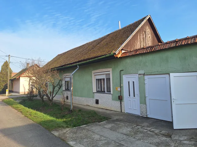 Eladó ház Hódmezővásárhely, Újváros 118 nm