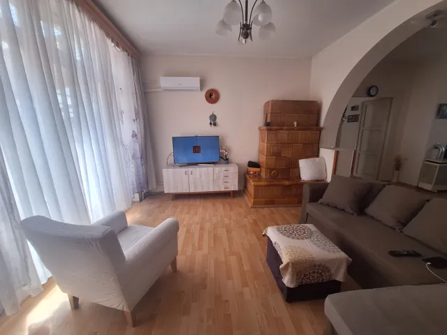 Eladó lakás Hódmezővásárhely, Belváros, Zrínyi utca 104 nm