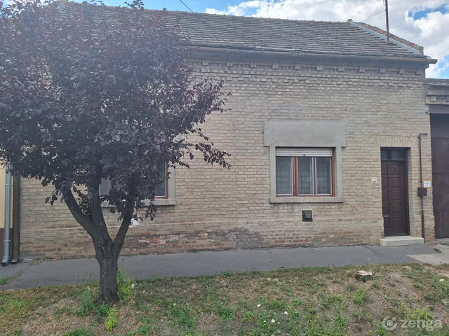 Eladó ház Hódmezővásárhely, Tabán, Szántó Kovács János utca 95 nm