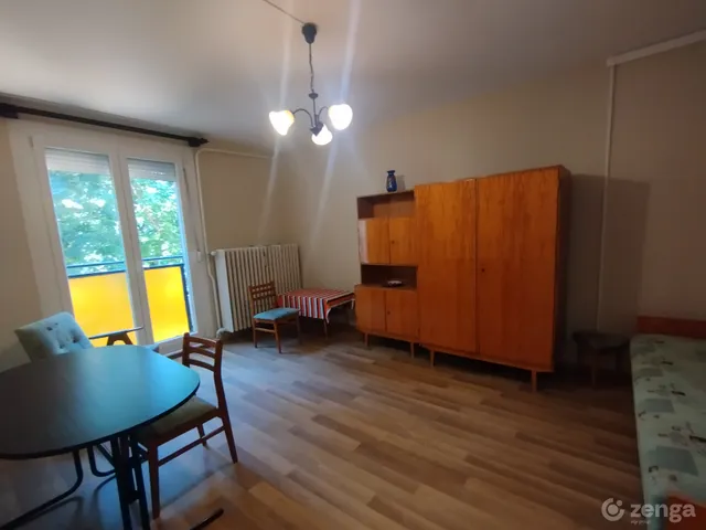 Kiadó lakás Pécs, Egyetemváros 47 nm