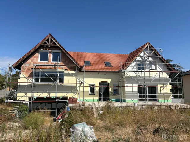 Eladó ház Diósd, Bazsarózsa utca 400 nm