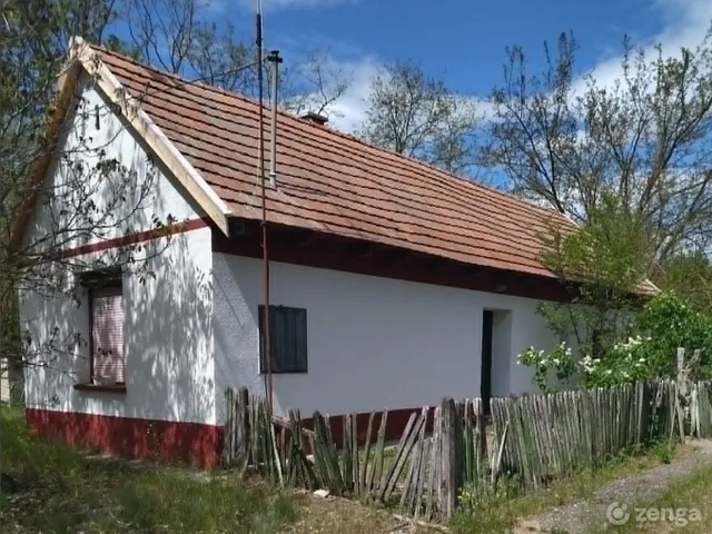 Eladó mezőgazdasági ingatlan Táborfalva 65 nm