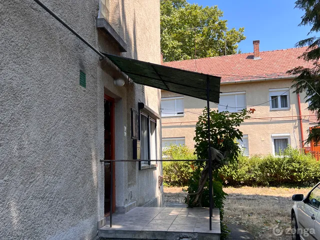 Eladó lakás Kaposvár, Tüskevár 60 nm