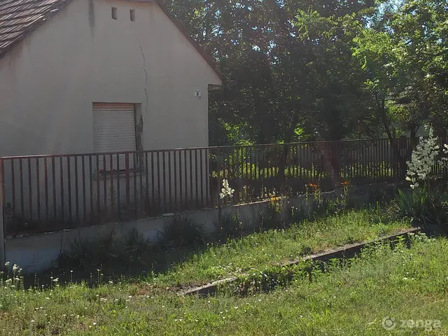 Eladó telek Tác 2199 nm
