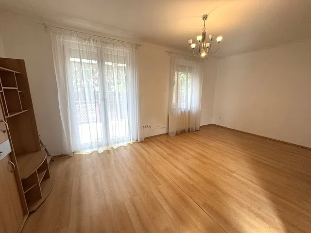 Eladó lakás Martonvásár 80 nm