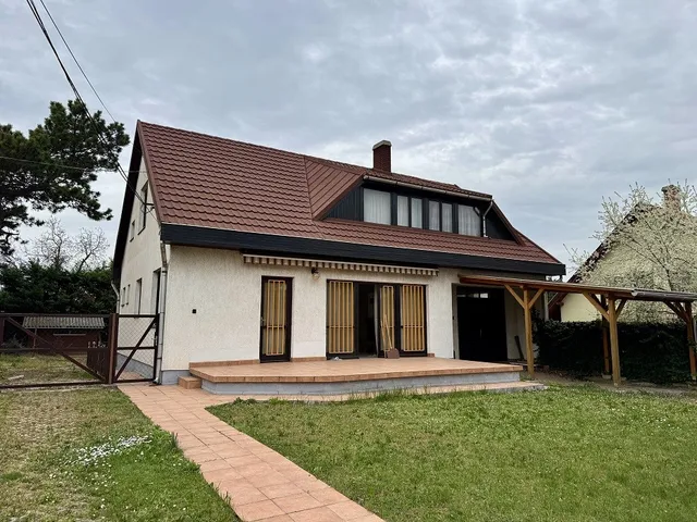 Eladó ház Székesfehérvár, Öreghegy 123 nm
