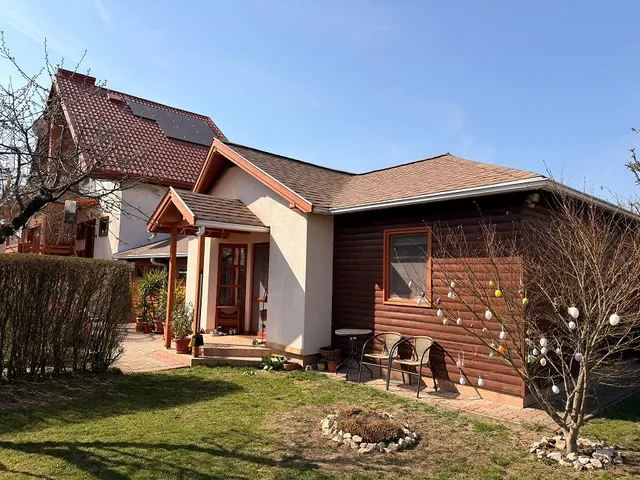 Eladó ház Székesfehérvár, Öreghegy 217 nm