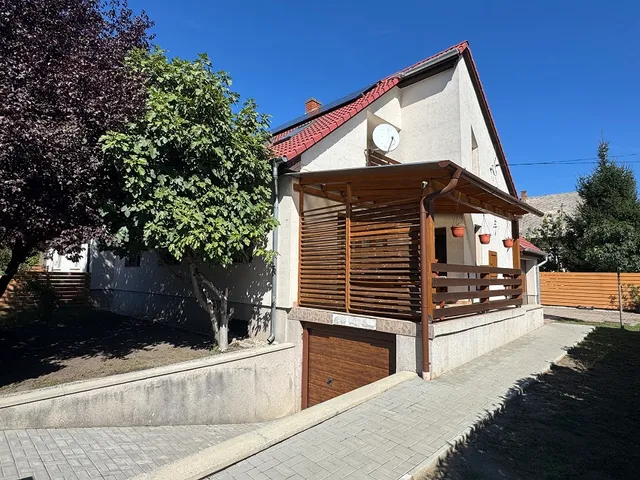Eladó ház Siófok, Belváros 180 nm