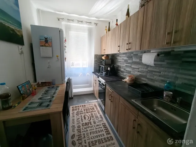 Eladó lakás Pécs, Kertváros 40 nm