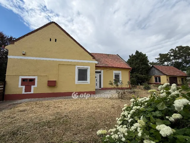 Eladó ház Berettyóújfalu 93 nm